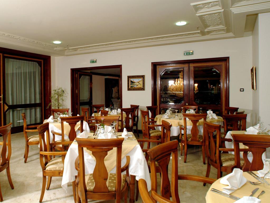 Hotel Ramada By Wyndham Fez Zewnętrze zdjęcie